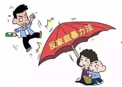 吃瓜群众家暴视频真实,吃瓜群众目睹家暴现场，暴力真相触目惊心