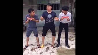 军营吃瓜比赛完整视频,欢乐竞技，军旅生活别样精彩