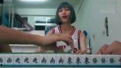 学生大尺度吃瓜事件视频,揭秘学生大尺度吃瓜事件背后的真相